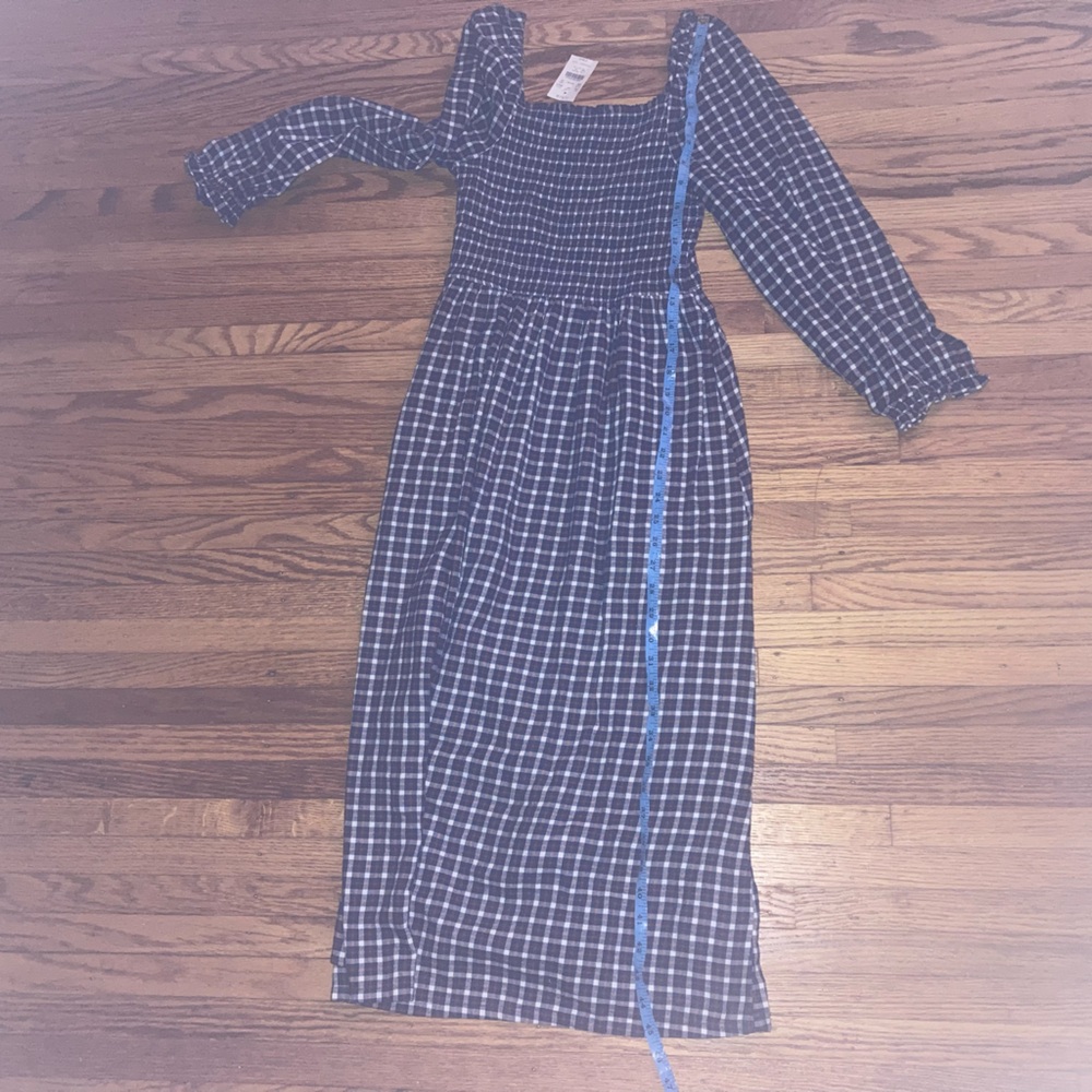 NWT Women's Checkered peasant style dress - Picture 11 of 12